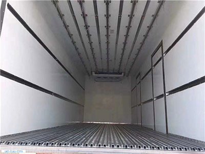 福田瑞沃7.8米冷藏車3